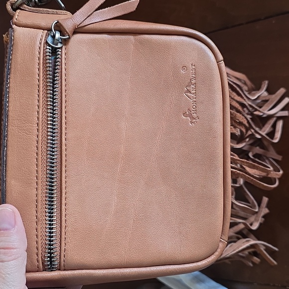 NWOT Montana West genuine leather tooled floral fringe crossbody bag - Picture 7 of 9